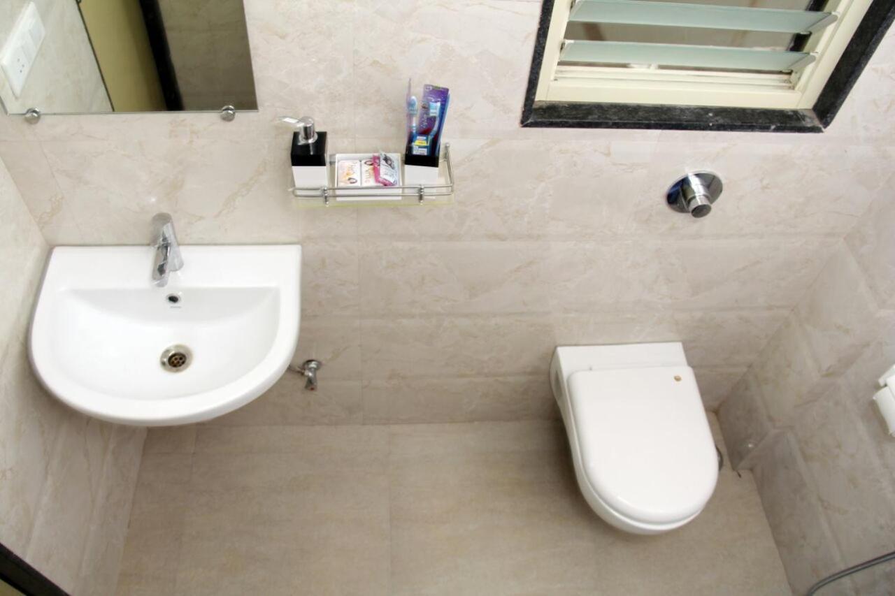 Hotel New Bharti Aurangabad  Bagian luar foto