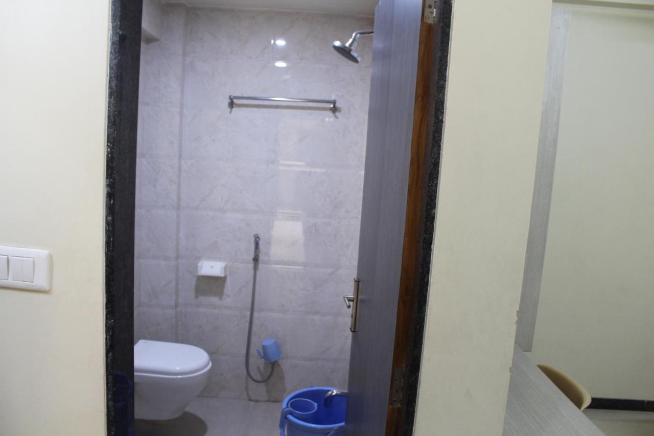 Hotel New Bharti Aurangabad  Bagian luar foto